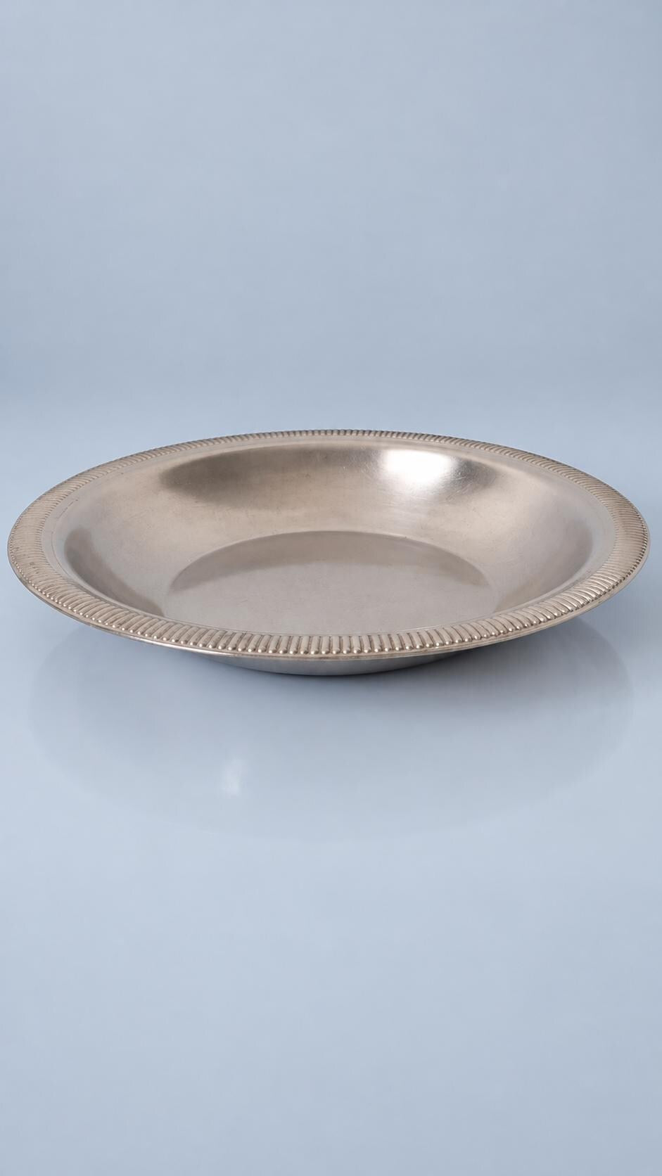 Vintage Stainless Steel Round Dish with Reeded Border, 16 cm Shallow Bowl, Catchall or Trinket Dish, Minimalist Tableware