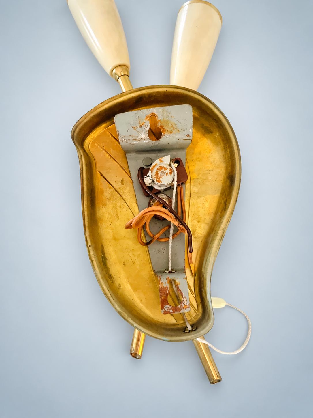 Vintage Double Wall Sconce, Attributed 1950s–60s, Gilt Metal with Crossed Arms and Ivory Lacquered Cone Shades, 25 cm