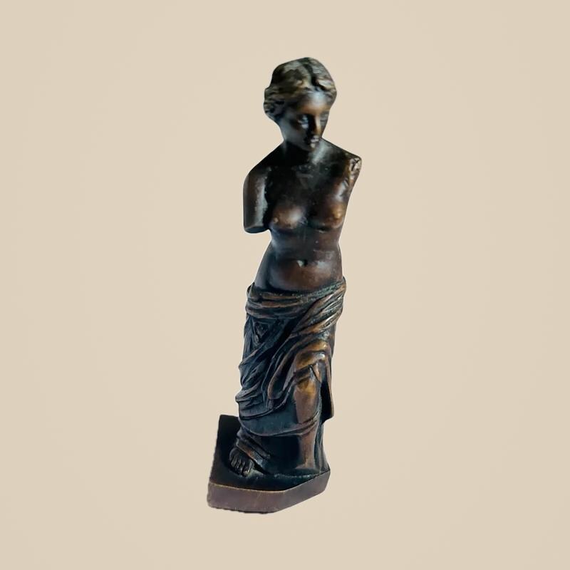 Vintage Venus de Milo Miniature, Dark Bronze-Tone Metal with Drapery and Felt Base, 15 x 6 cm