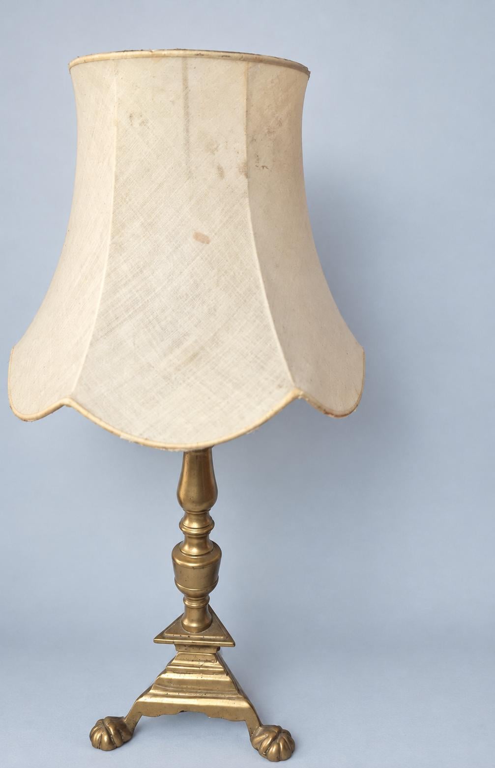 Vintage Gilt Metal Table Lamp on Paw Feet, Turned Baluster Stem with Scalloped Fabric Bell Shade, 35 cm