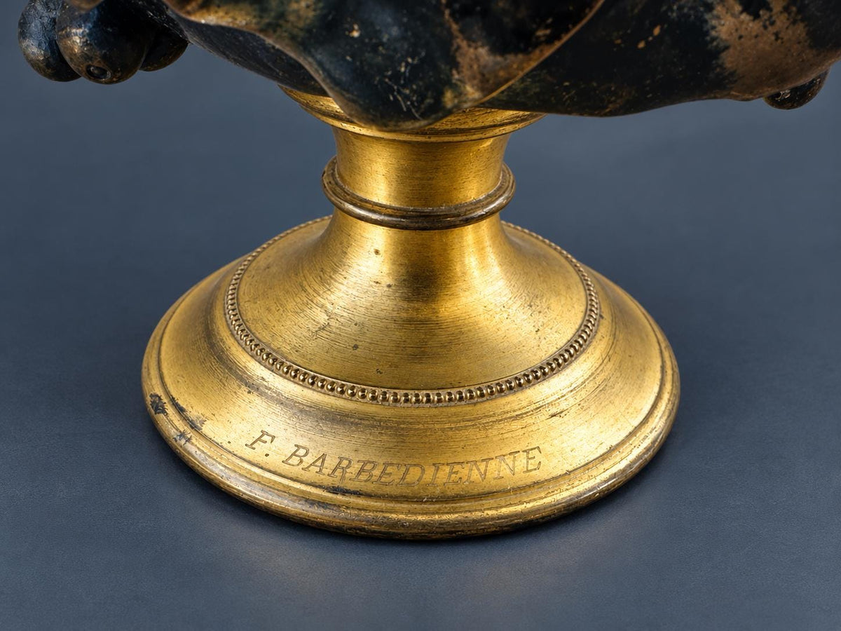 Antique Barbedienne Two-Tone Bronze Skyphos Cup with Ivy Leaves and Berries, After an Ancient Roman Silver Cup, Late 1800s