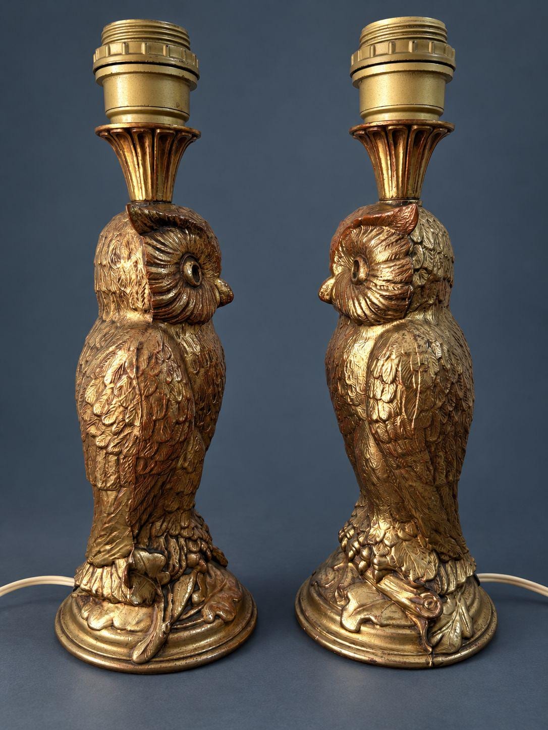 Pair of Vintage 1960s Gilt Metal Owl Table Lamps, Horned Owls Perched on Oak Leaf Branches, Hollywood Regency Bedside Lighting