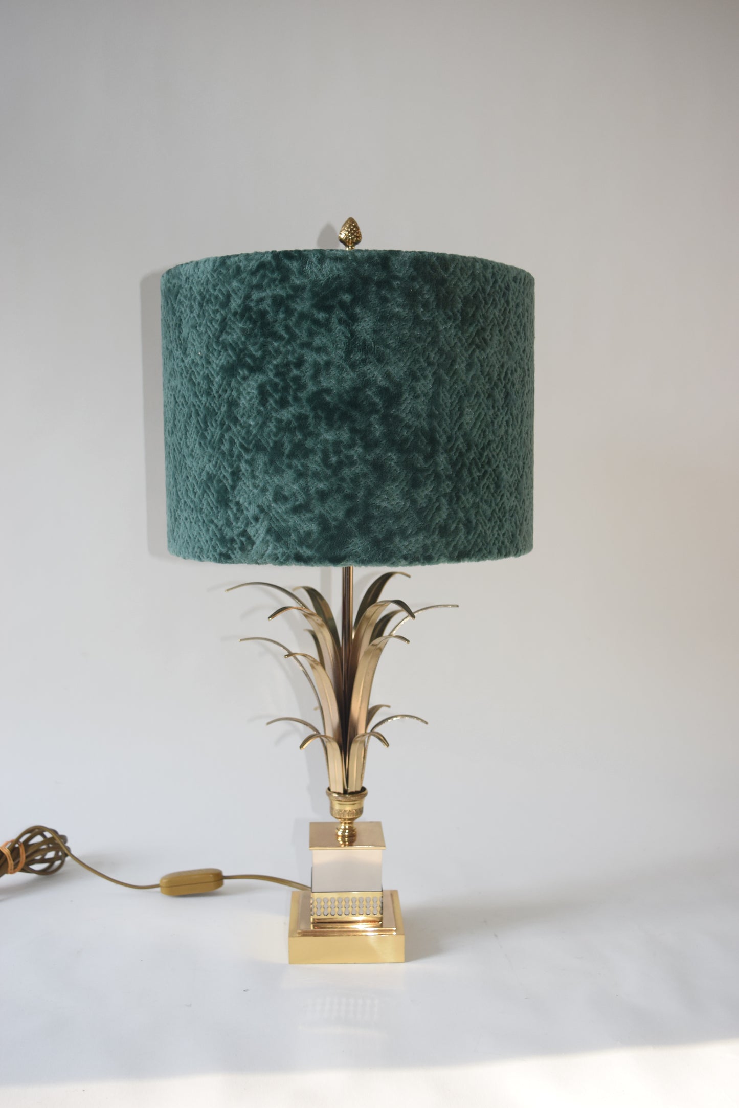 S.A Boulanger palm lamp