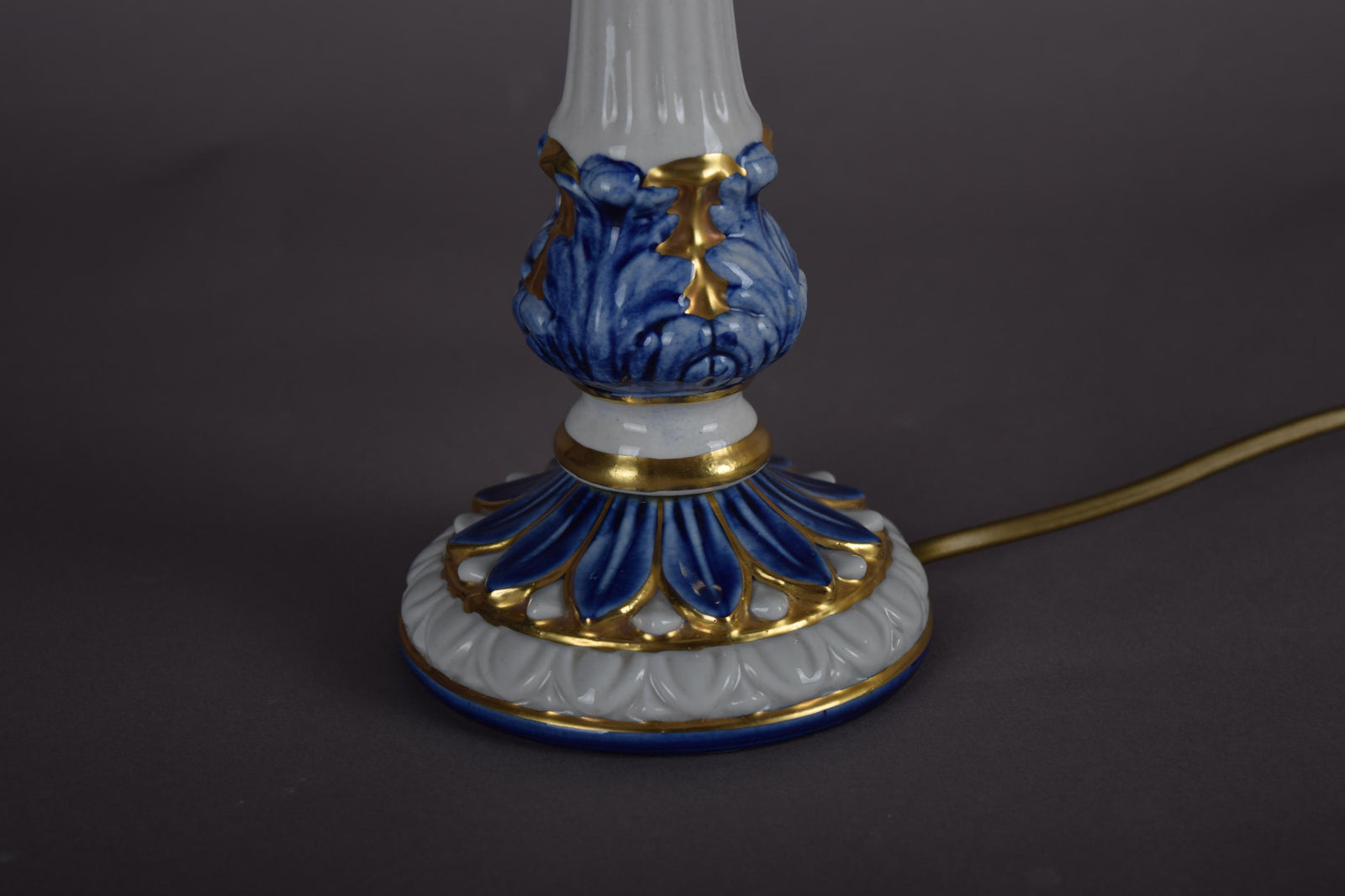 Vintage Blue and White Ceramic Table Lamp, Gilt Fluted Column — Pleated Shade Included