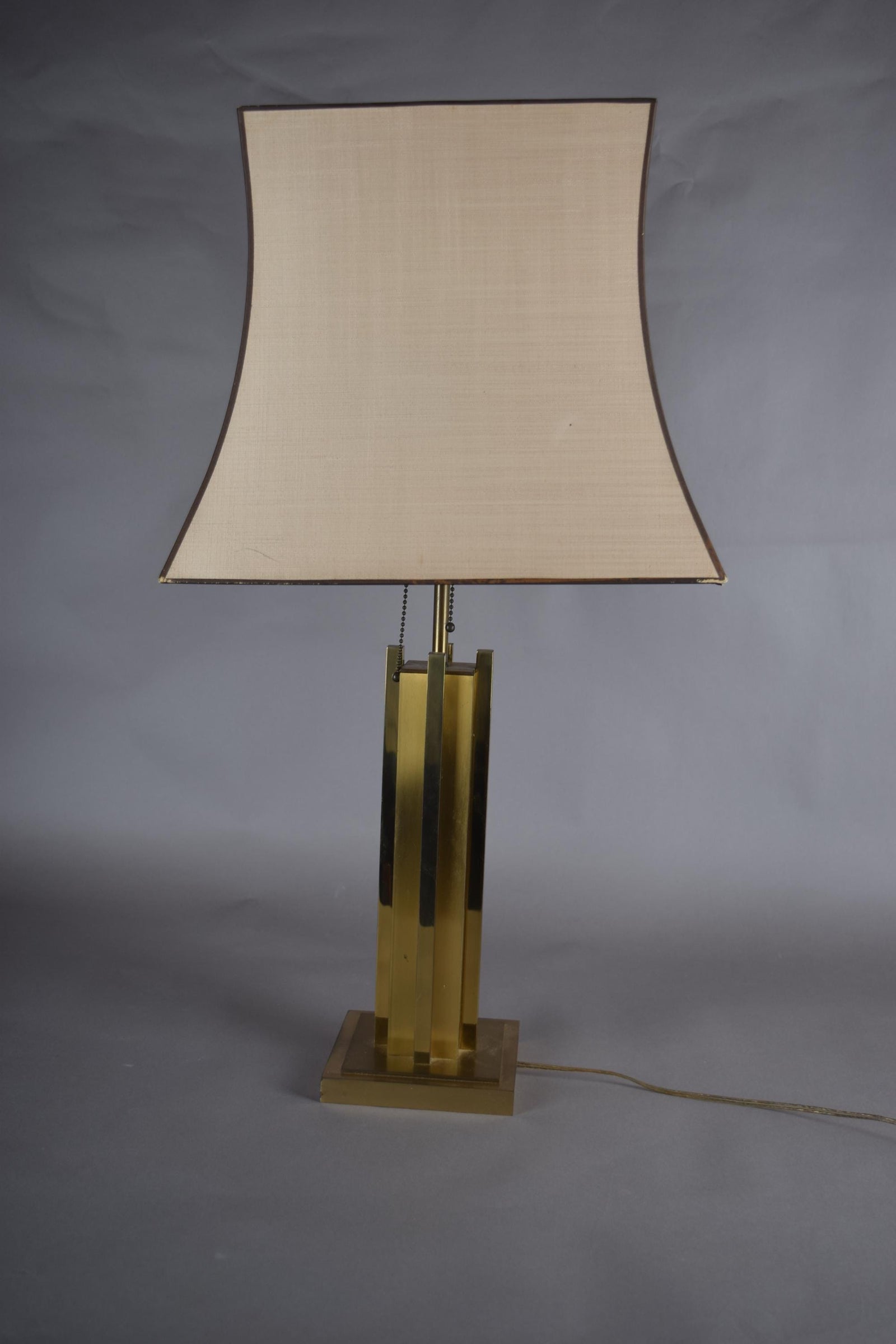 Willy Rizzo Style Brass Table Lamp, 1970s Italy, Skyscraper Column Design, Dual Pull Chain Lamp