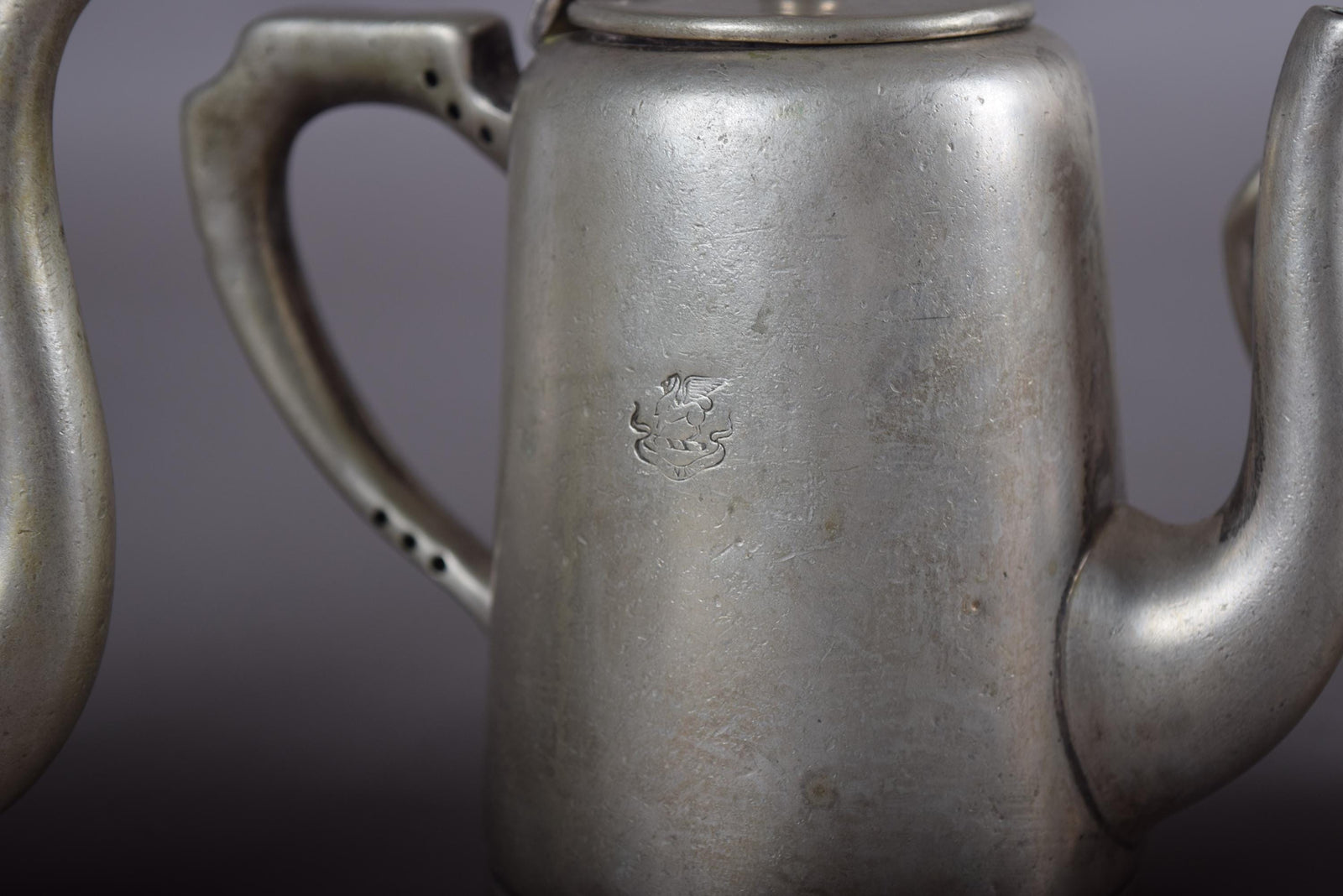 Vintage Set of Three Graduated Silver-Plated Coffee Pots, English EPNS, 1930s