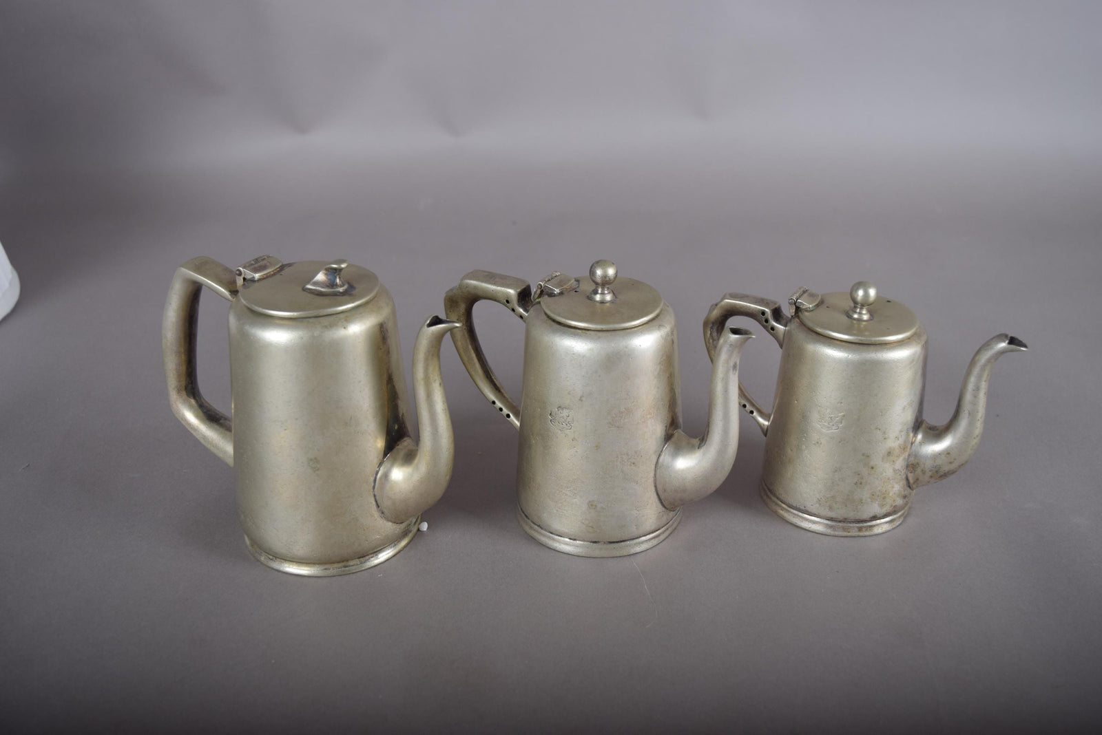 Vintage Set of Three Graduated Silver-Plated Coffee Pots, English EPNS, 1930s