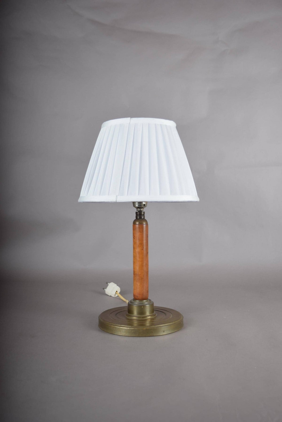 Vintage Wood and Brass Table Lamp, Mid-Century Bedside Lighting