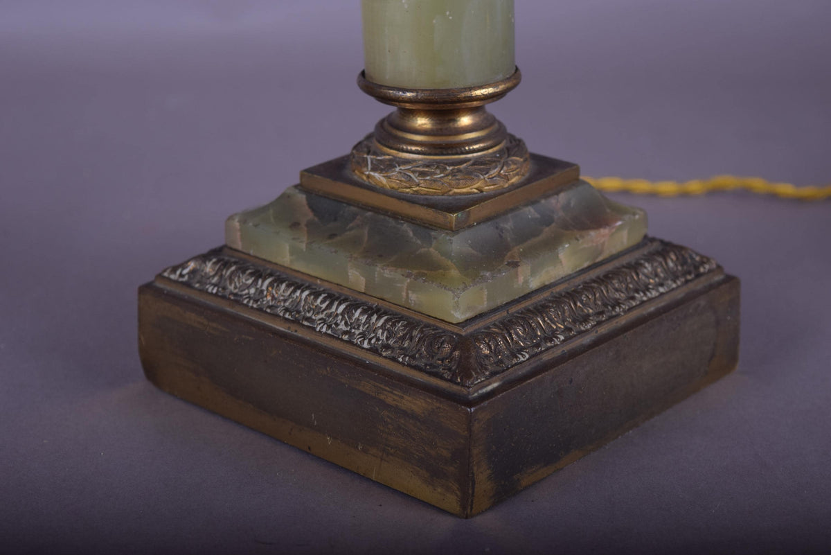 Vintage 1930s Green Onyx Column Table Lamp – Gold-Plated Corinthian Capital, Neoclassical Statement Lighting