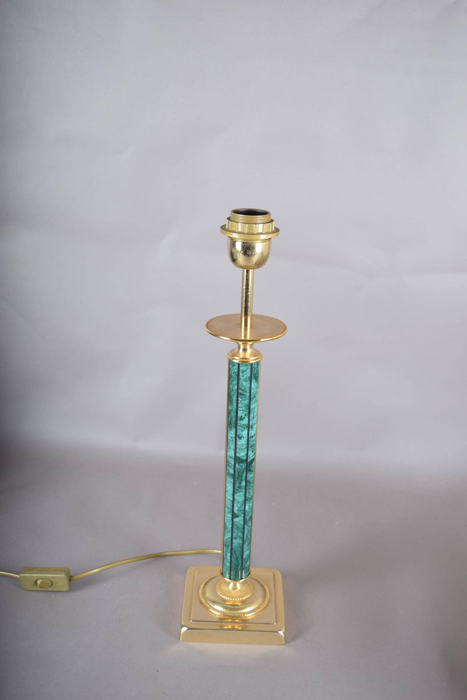 Vintage 1980s Table Lamp, Malachite-Style Green Column, Gold-Toned Metal, Hollywood Regency Style