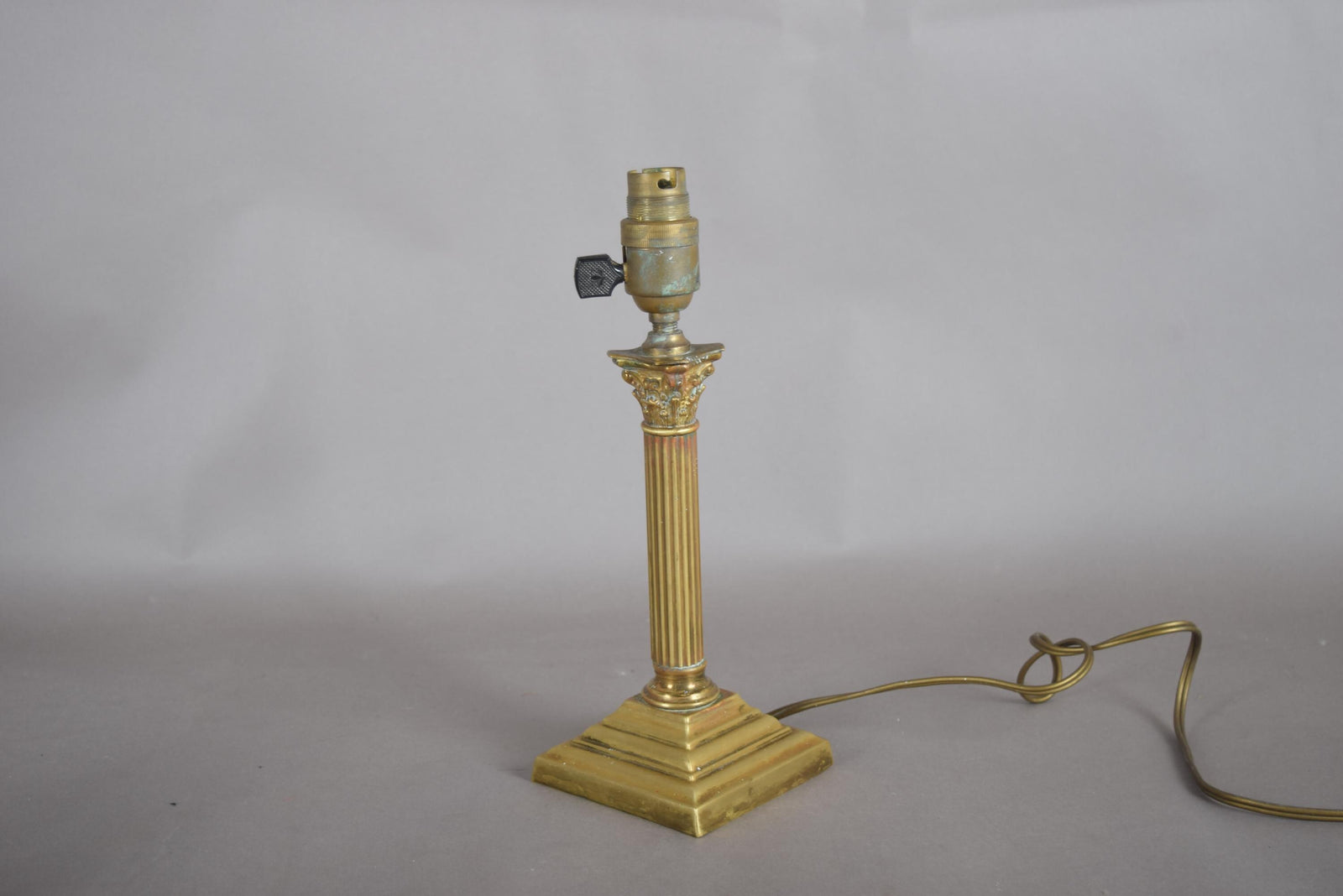 Vintage Patinated Brass Desk Lamp Base, Fluted Column, Corinthian Capital, No Shade, 1950s