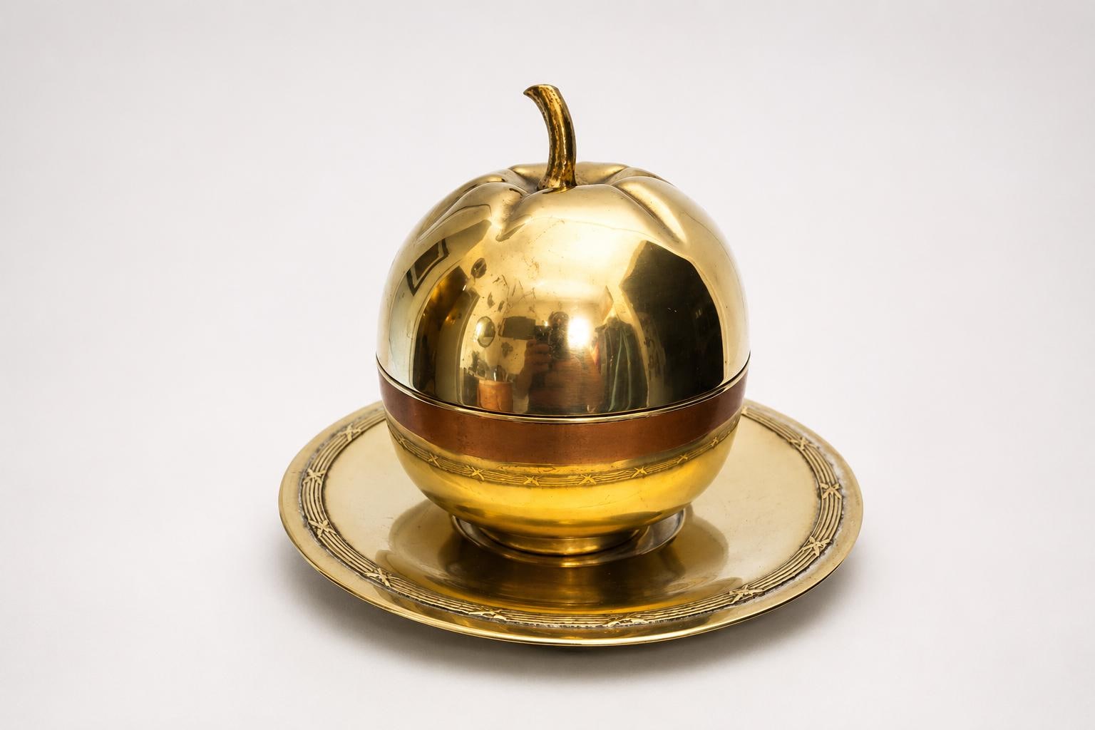 Vintage Brass Apple Trinket Box on Pedestal Dish, Hollywood Regency, 1950s