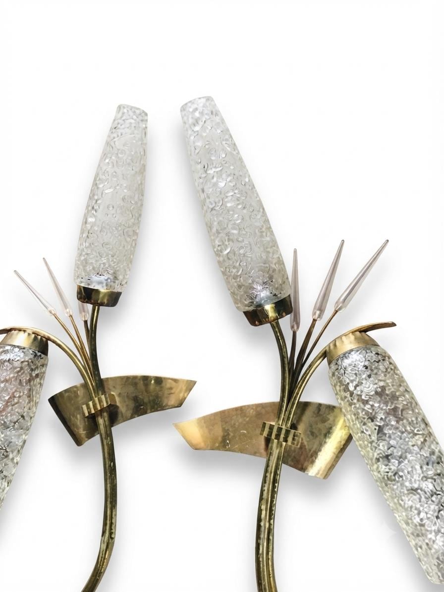 Pair of 1960s Gilt Metal Reed Wall Sconces, Frosted Glass Wheat Sheaf Design