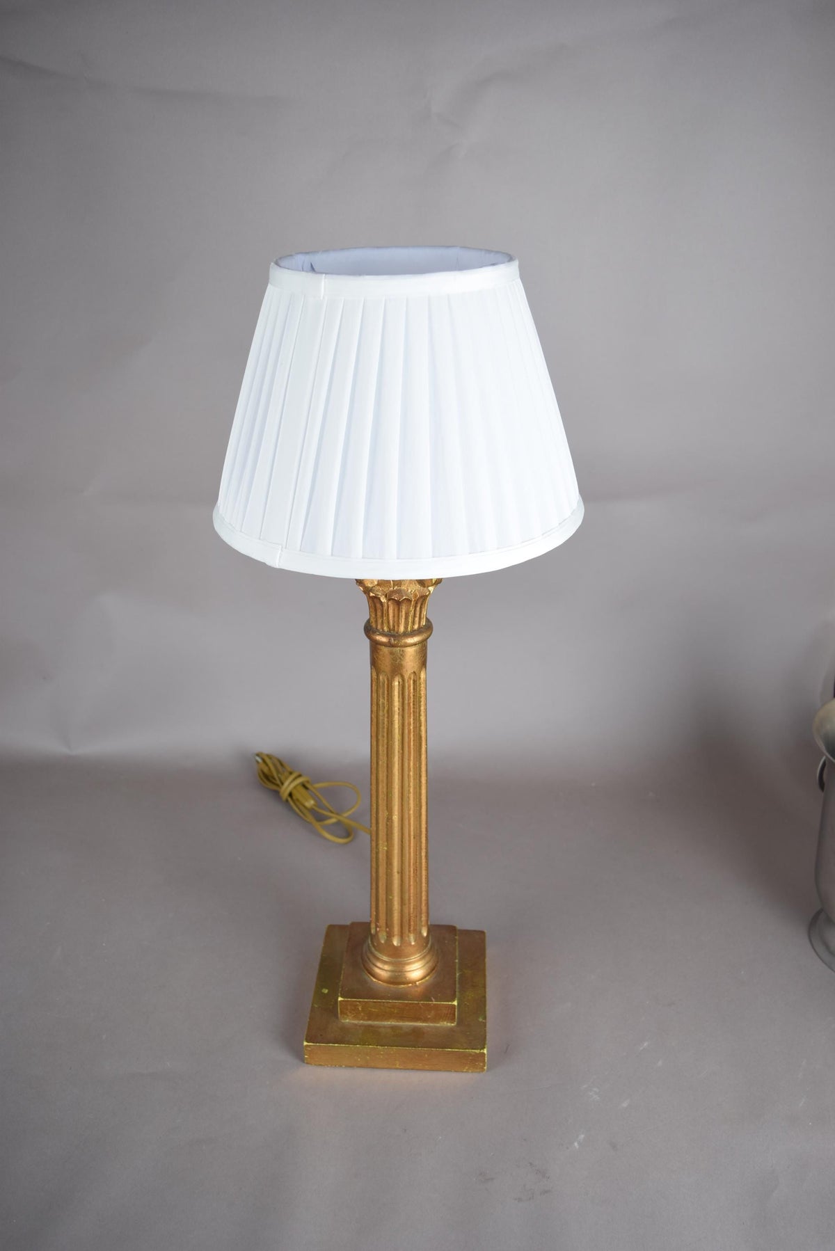 Vintage Italian Neoclassical Style Gilt Wood Column Table Lamp