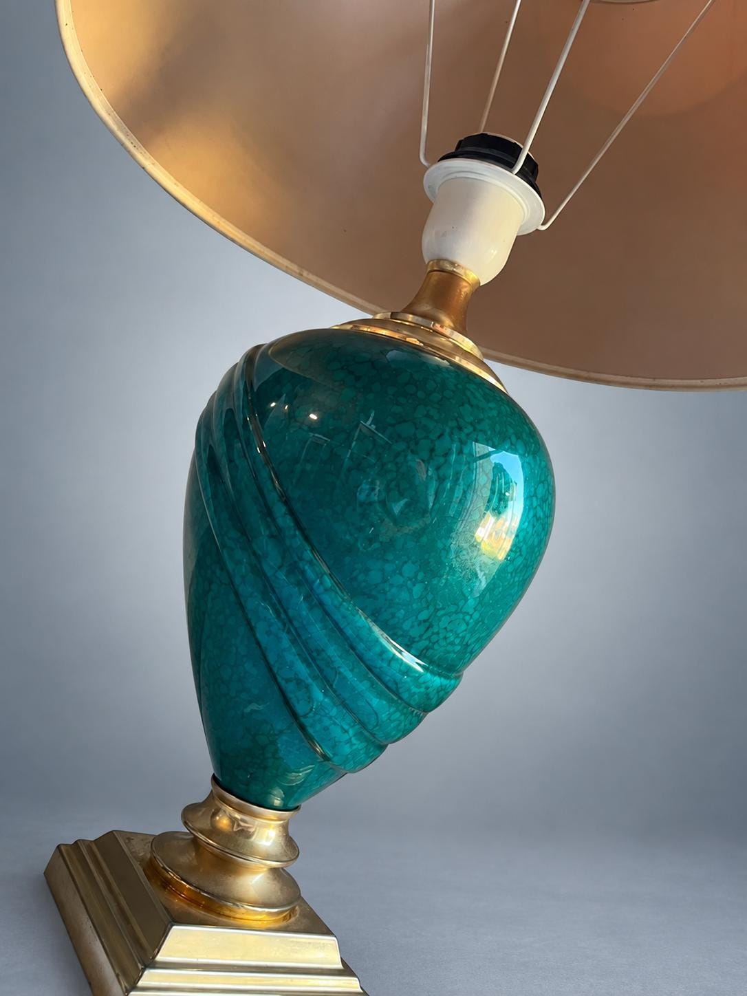 Vintage French Table Lamp, Deschuyteneur, Malachite Effect Ceramic and Brass — France, circa 1970