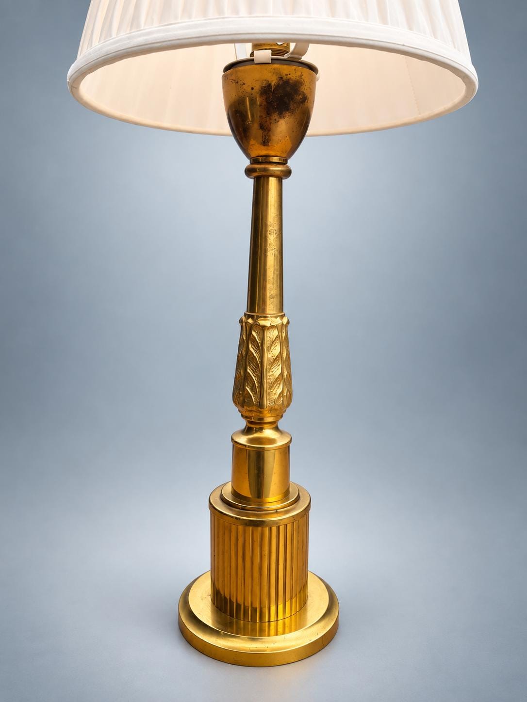 Vintage Brass Column Table Lamp with Dark Turned Column Accent — Stepped Square Base, Pleated Shade