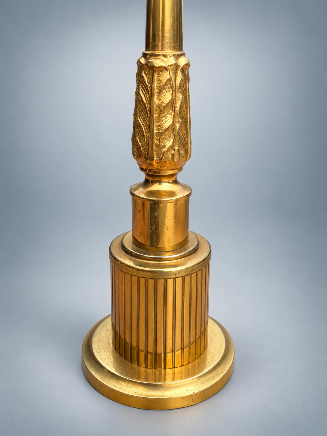 Vintage Brass Column Table Lamp with Dark Turned Column Accent — Stepped Square Base, Pleated Shade
