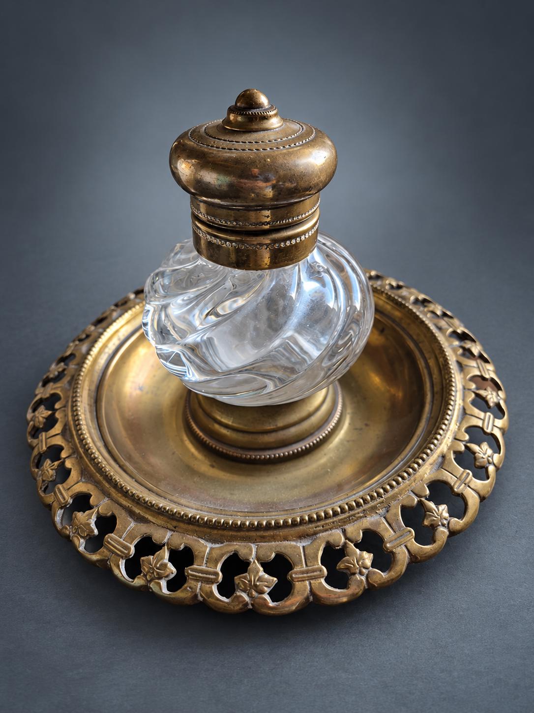 Swirled Glass Inkwell with Hinged Gilt Metal Lid on Pierced Gallery Tray, Louis Philippe Style Desk Inkstand