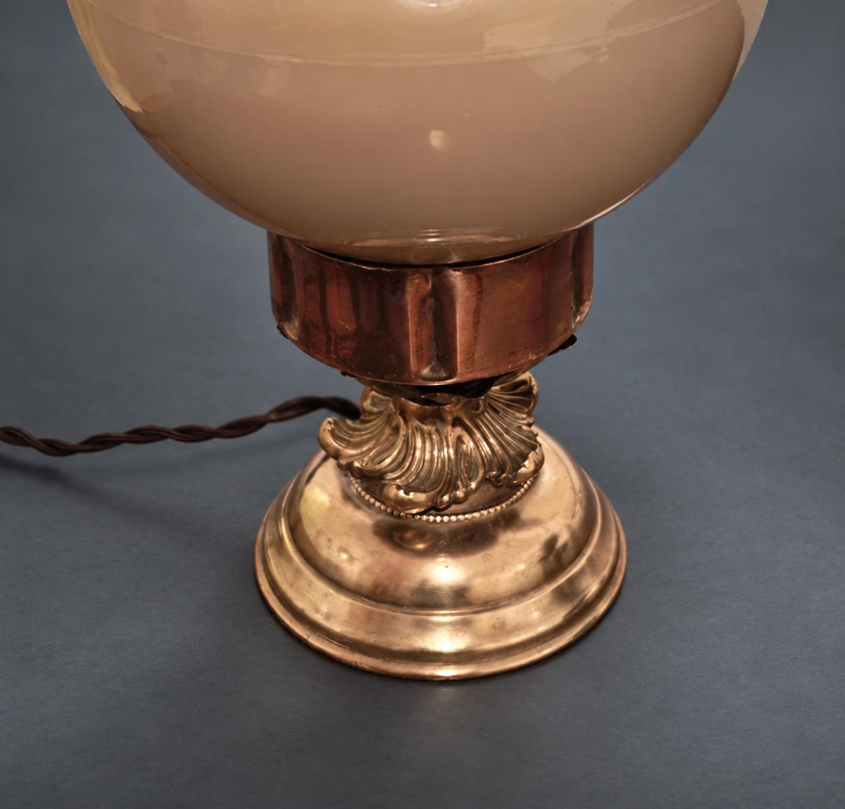 Vintage Art Deco Style Table Lamp, Tulip-Shaped Taupe Glass Globe on Silver-Tone Acanthus Base