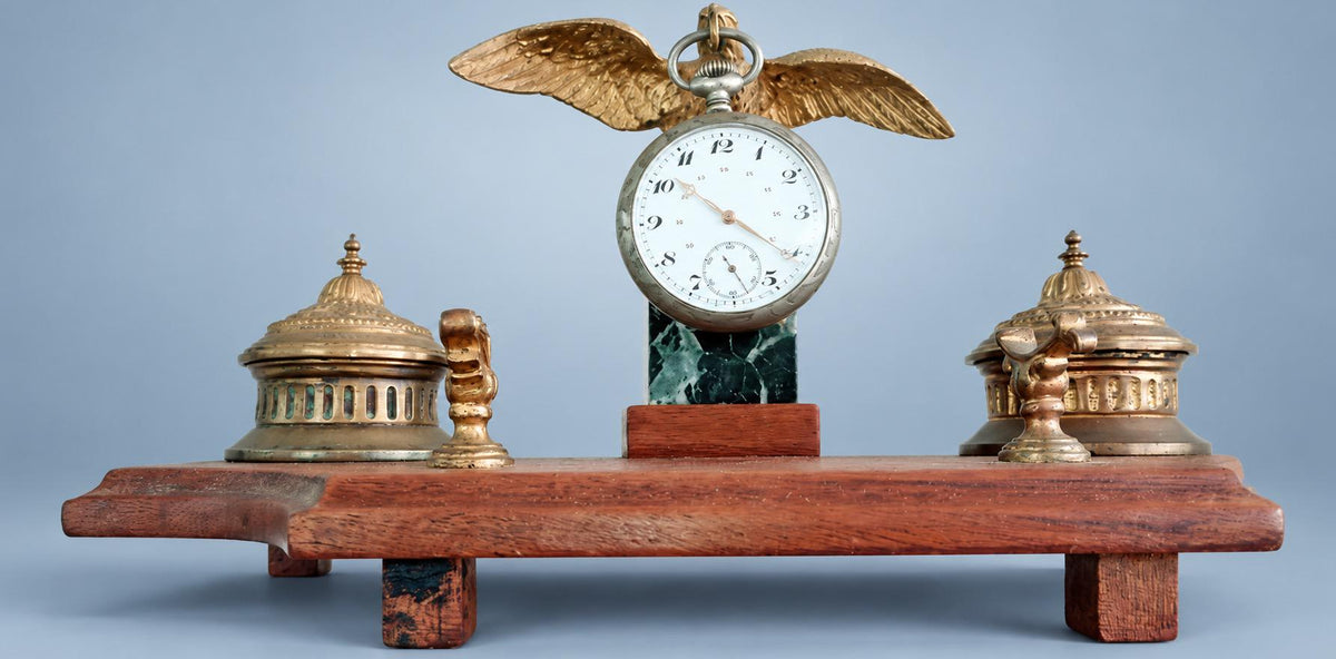 Vintage Double Inkwell Desk Stand with Gilt Metal Eagle Pocket Watch Holder on Veined Stone Block, Napoleon III Style