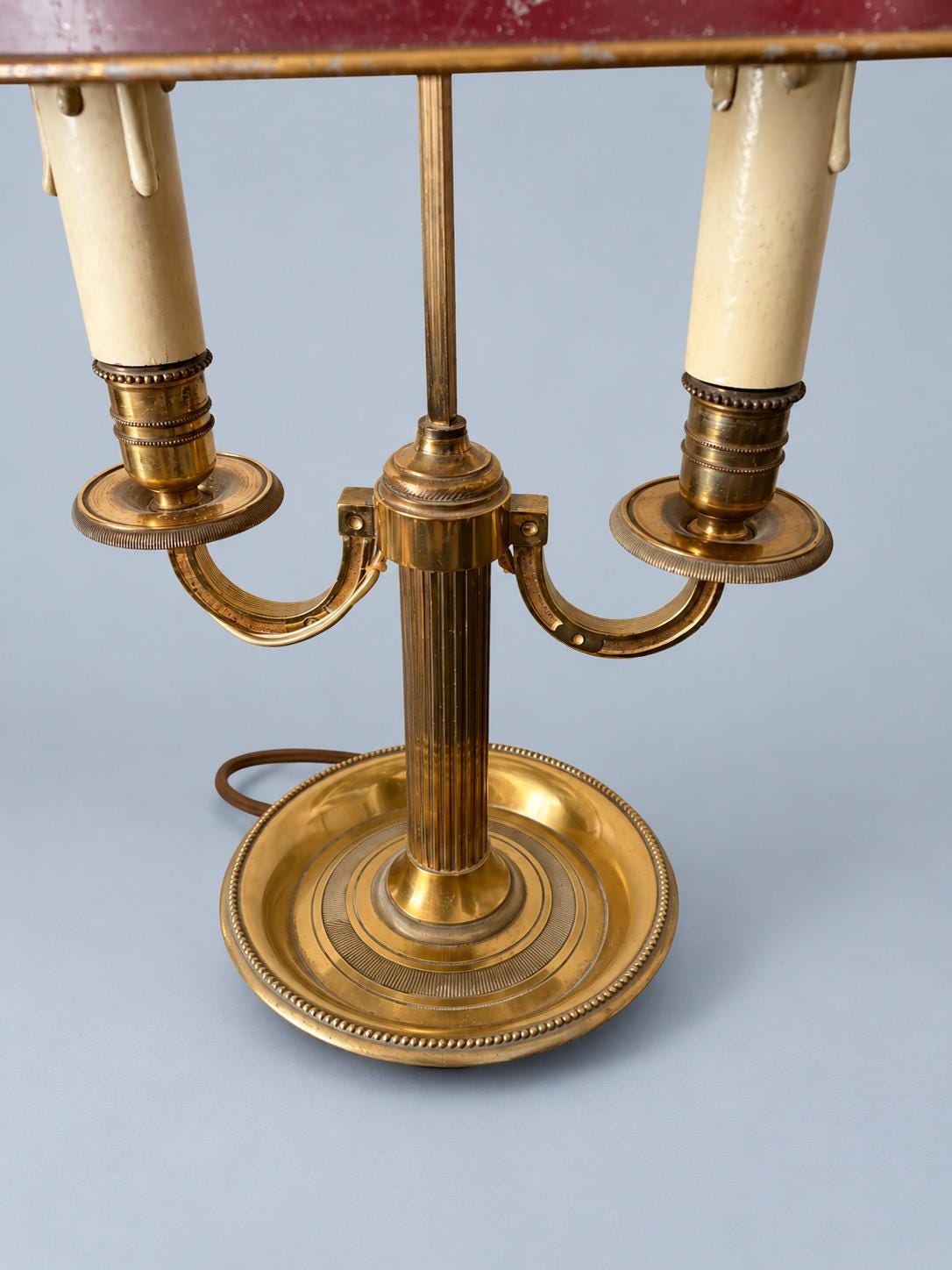 Vintage Empire Style Bouillotte Lamp, Two-Light Brass-Tone Lamp with Adjustable Burgundy Painted Tôle Shade