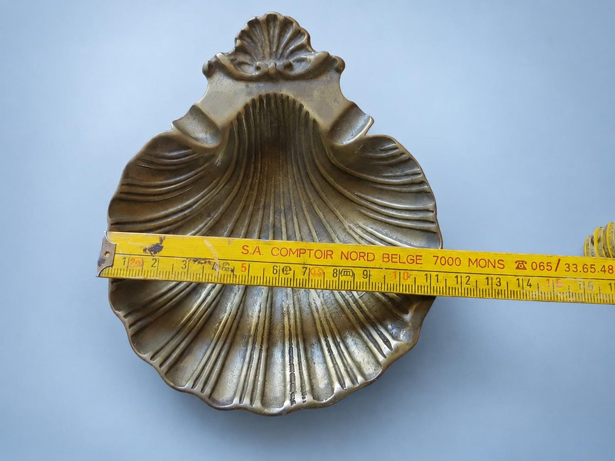 Vintage Brass-Tone Scallop Shell Trinket Dish, Rocaille Style, 1960s