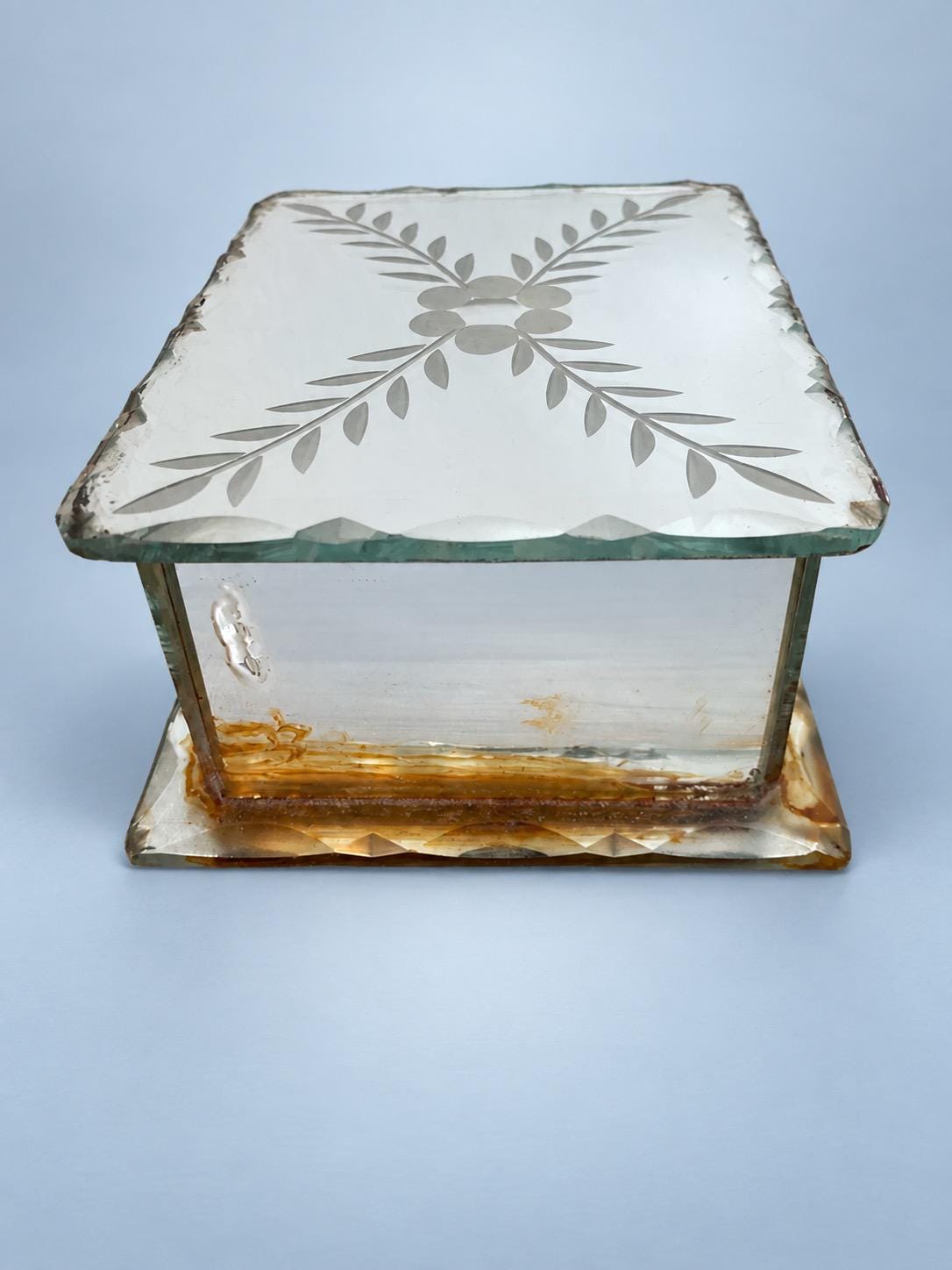 Vintage Art Deco Mirrored Glass Jewelry Box, Bevelled Edges and Engraved Leaf Spray Lid, 1930s
