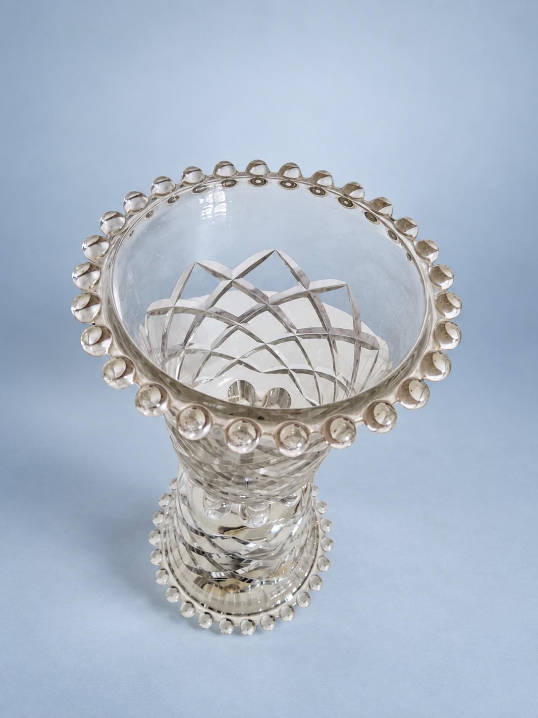 Vintage Clear Cut Crystal Vase with Beaded Scalloped Rim, Crosscut Geometric Trumpet Shape and Faceted Base, 19.5 cm