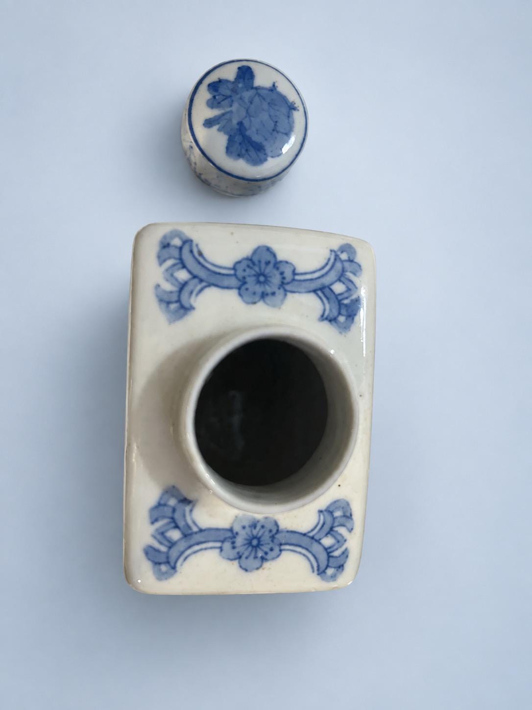 Vintage Small Blue and White Glazed Ceramic Lidded Pot, Chinoiserie Style Landscape Decoration