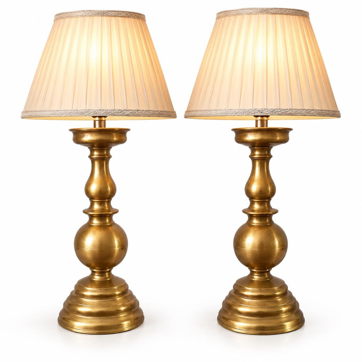 Pair of Electrified Candlestick-Form Table Lamps in Brass-Toned Metal 38 x 14 cm