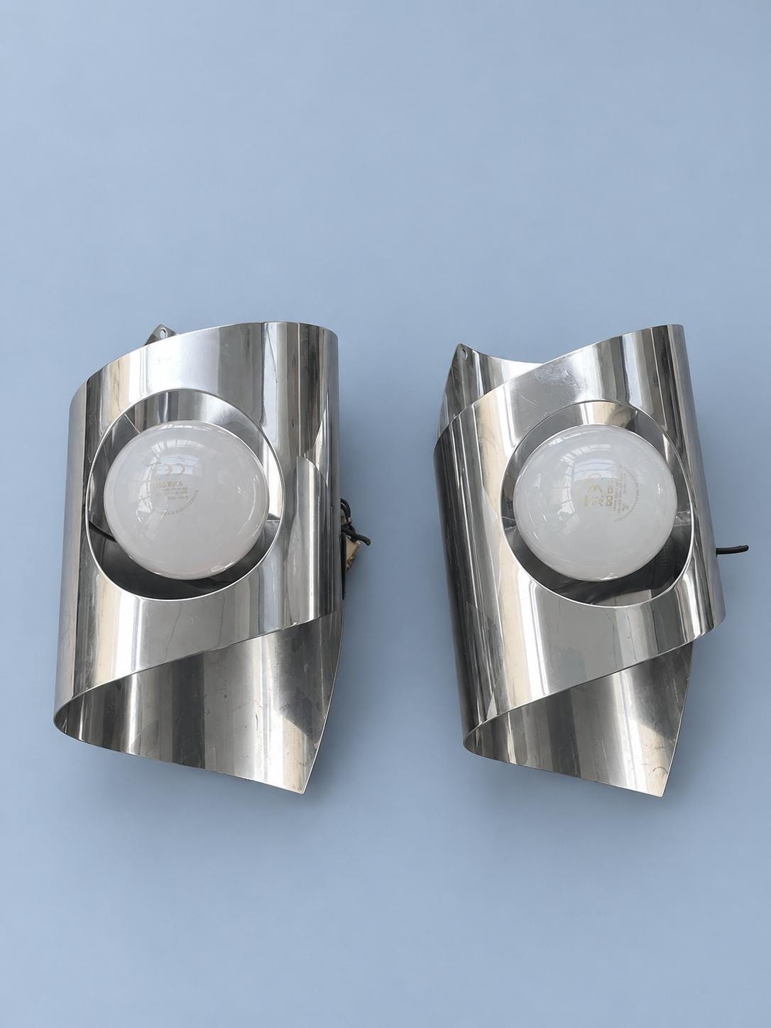 Vintage Pair of 1970s Space Age Curled Chrome-Tone Metal Wall Sconces