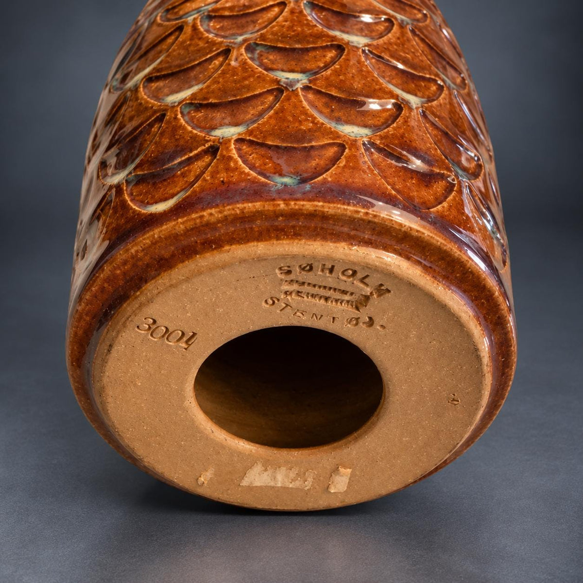 Scandinavian Style Ceramic Table Lamp, Pineapple Scale Relief, Caramel and Aubergine Glaze, Mid-Century Modern Lamp Base