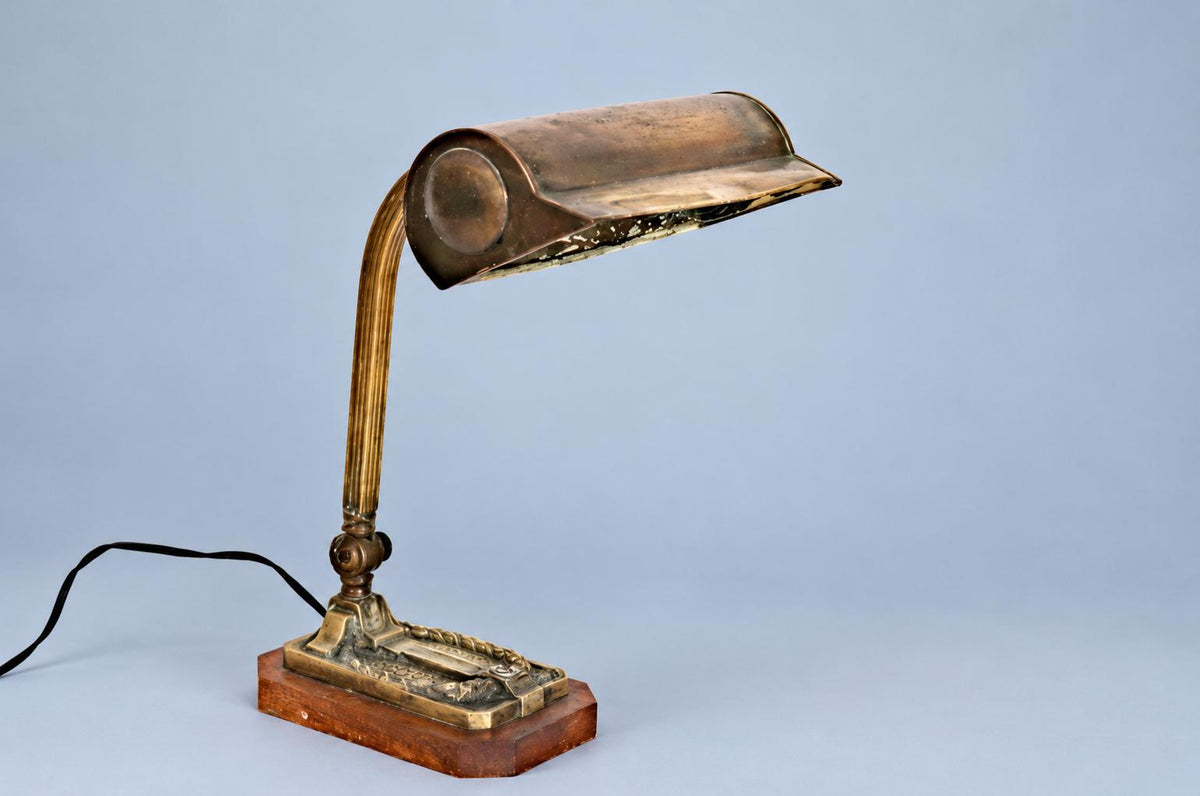 Vintage Banker's Desk Lamp, Attributed 1930s–40s, Brass-Tone Metal Hood and Reeded Arm on Wooden Base, 35 cm