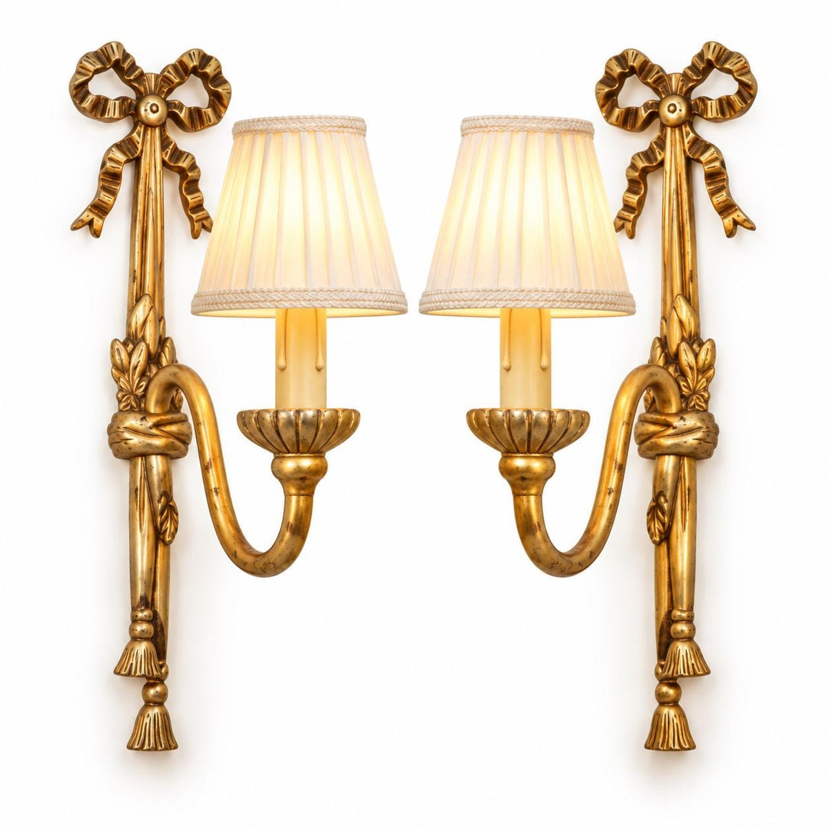 Vintage Single Louis XVI Style Gilt Metal Wall Sconce with Ribbon Bow, Flowers and Tassels