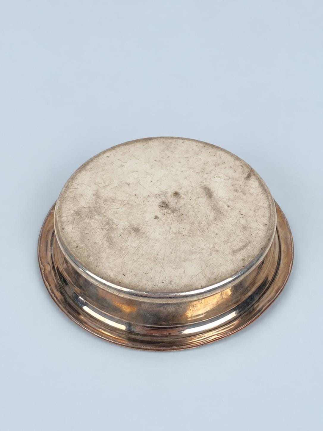 Vintage Small Silver-Tone Metal Round Dish with Moulded Rim, 14 cm Bottle Coaster or Trinket Dish, Classic Tableware