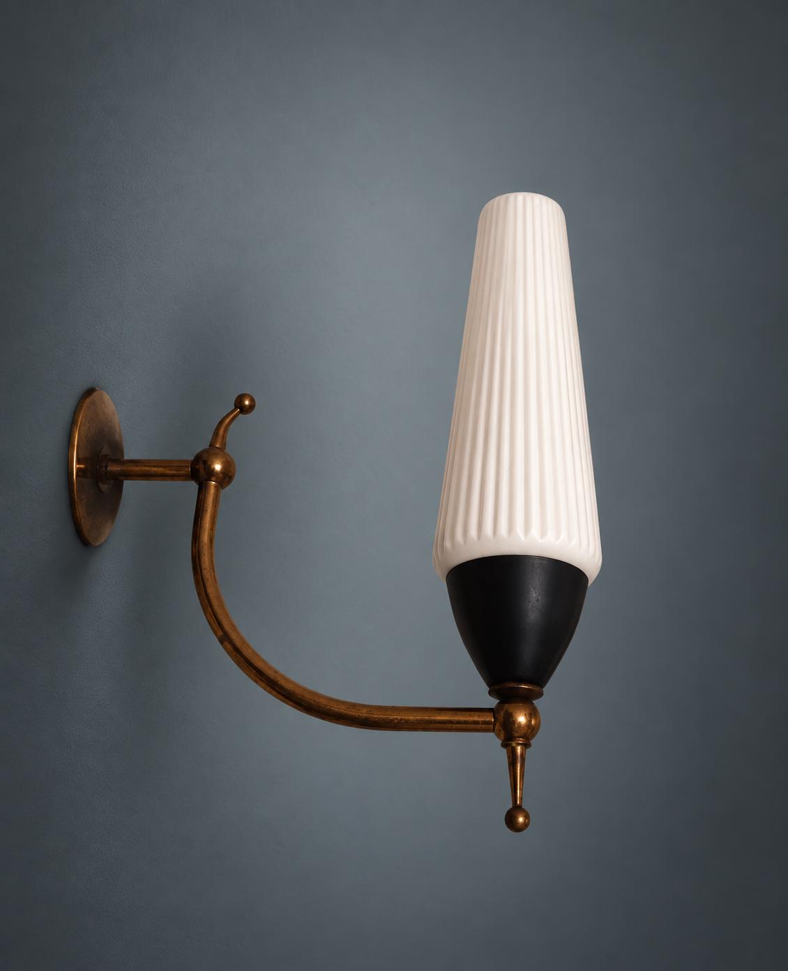 1950s Style Wall Sconce, Ribbed White Glass Shade, Curved Brass-Tone Arm with Ball Finials, Black Cup, Mid-Century Wall Light