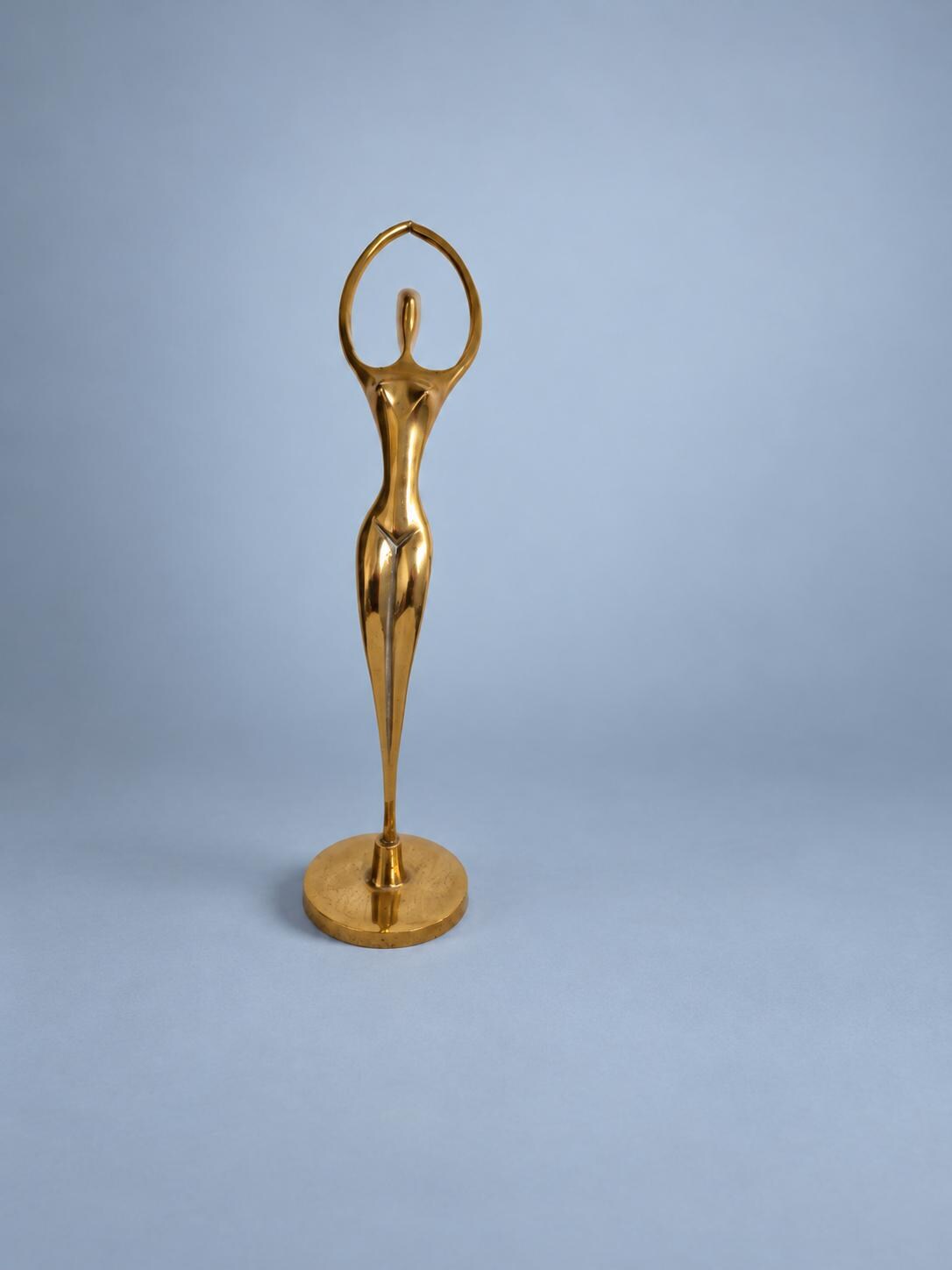 Vintage Brass Arched Female Figure Sculpture, Raised Arms Forming a Ring, Modernist Mid-Century Style, 30 cm
