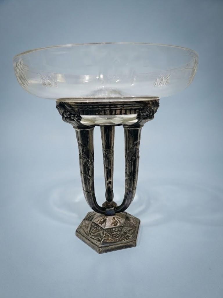 Vintage Art Deco Tripod Centerpiece, Engraved Glass Bowl on Silver-Tone Metal Stand with Floral Relief, 30 cm