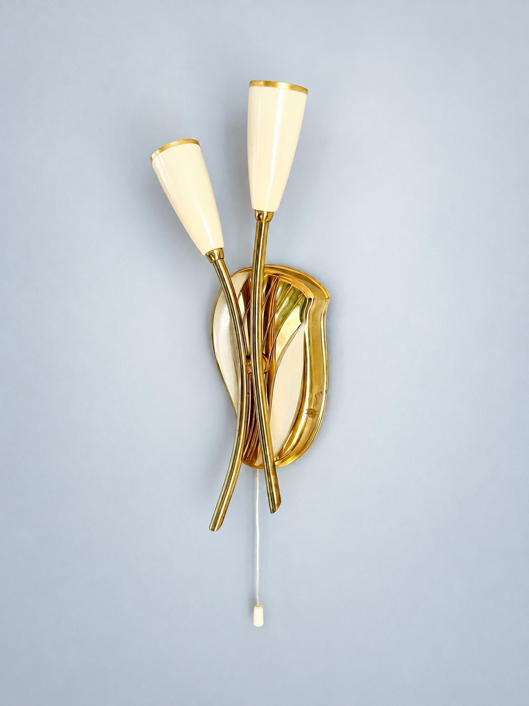 Vintage Double Wall Sconce, Attributed 1950s–60s, Gilt Metal with Crossed Arms and Ivory Lacquered Cone Shades, 25 cm