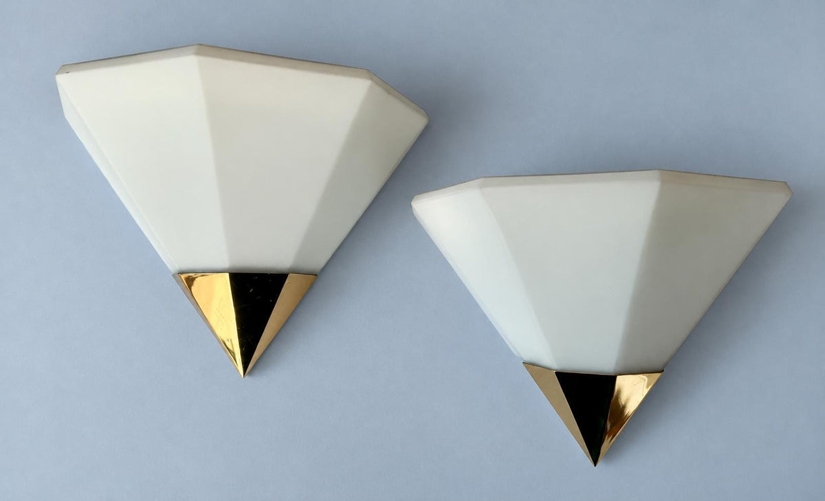 Vintage Pair of Geometric Wall Sconces, Attributed 1970s, Faceted White Glass Uplights with Polished Brass Points, 27 cm