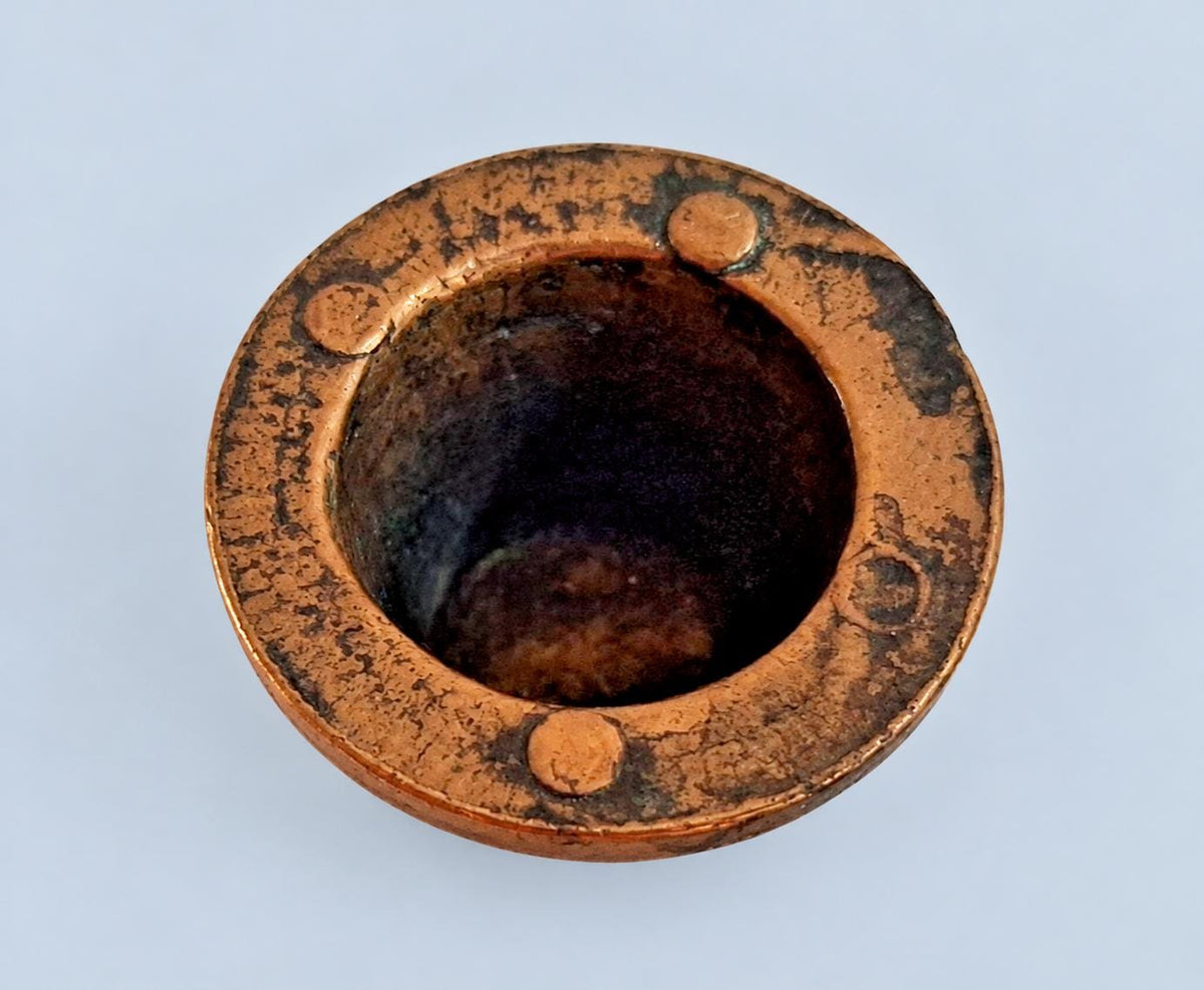 Vintage Louis XV Style Inkwell with Shell Decoration, Patinated Metal Pen Tray with Hinged Lid, 18 cm