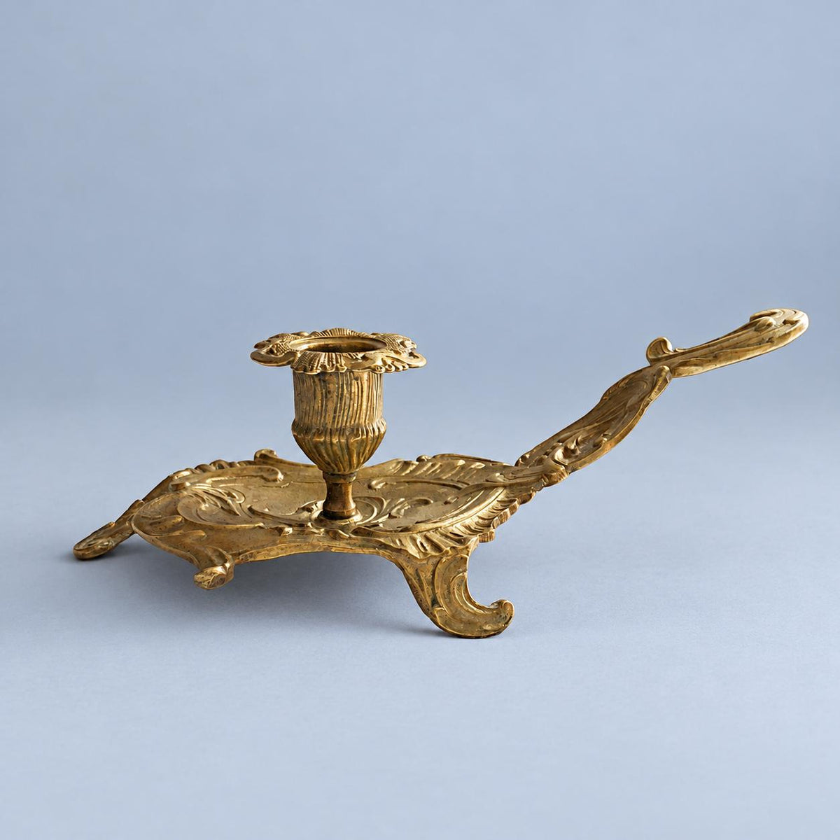 Vintage Louis XV Rocaille Style Gilt Metal Chamberstick, Hand Candle Holder with Scrolled Handle, 23 cm