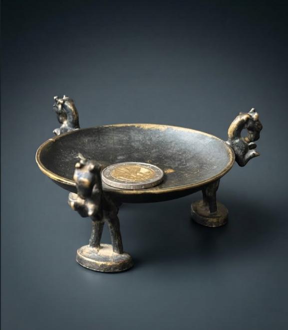 Small Patinated Metal Trinket Dish on Three Horned Animal Figure Legs, Mid-Century Style Ring and Jewelry Dish