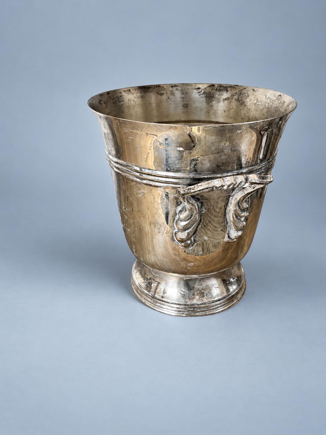 Vintage Silver-Tone Ice Bucket with Side Handles, Small Footed Wine Cooler with Ribbed Band, Bar Cart Decor, 16 cm
