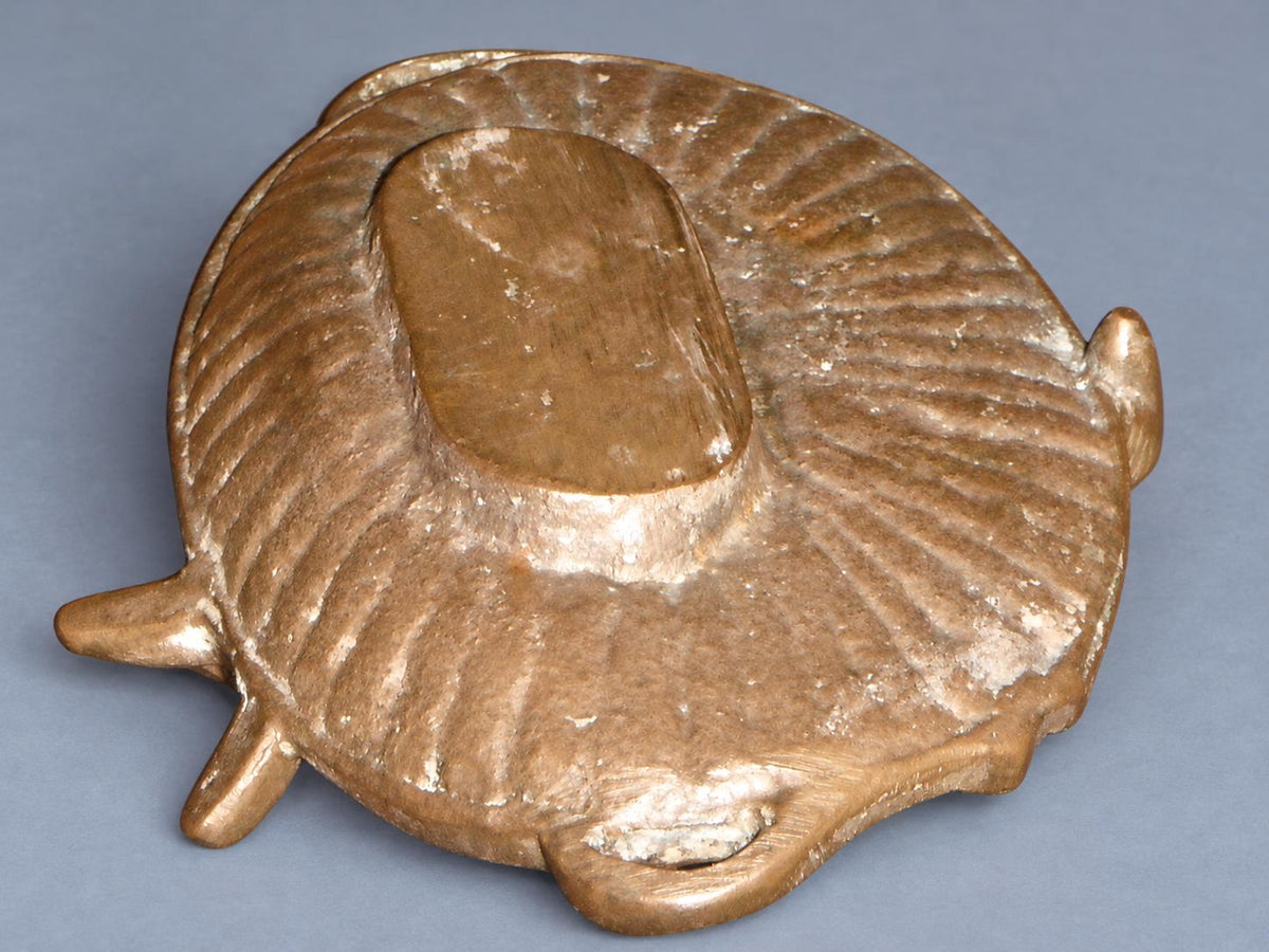 Vintage Basket-Weave Vide-Poche with Snail and Ear of Wheat, Patinated Metal Woven Dish with Twin Handles, 11 cm