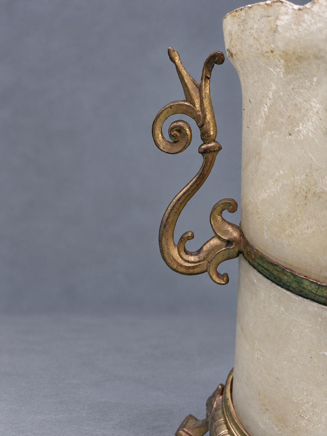 Vintage Pair of Napoléon III Style Alabaster Mantel Vases, Gilt Metal Mounts with Scrolled Handles and Palmette Tripod Feet, 19th Century