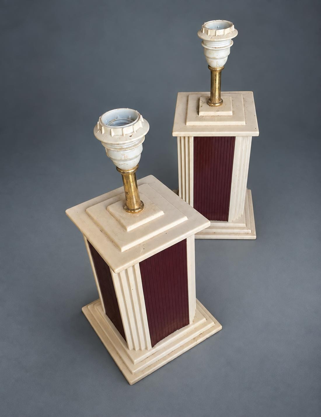 Vintage Pair of Hollywood Regency Style Column Table Lamps, Cream Glazed Ceramic with Fluted Corners and Tinted Mirror Strip Panels