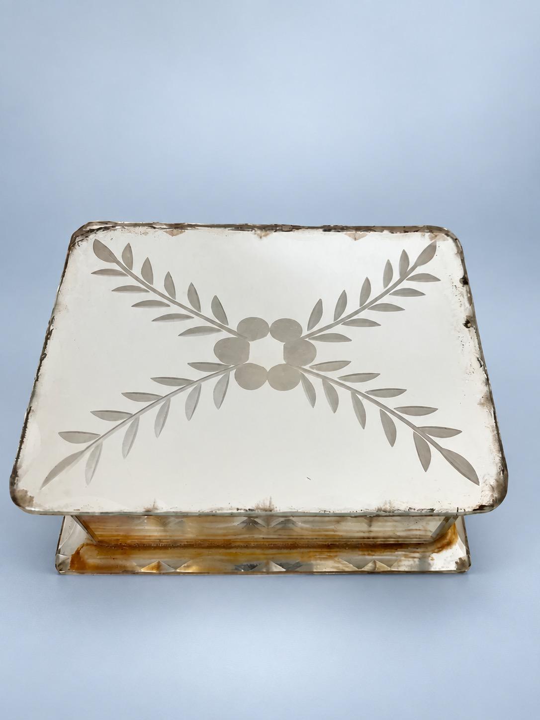 Vintage Art Deco Mirrored Glass Jewelry Box, Bevelled Edges and Engraved Leaf Spray Lid, 1930s