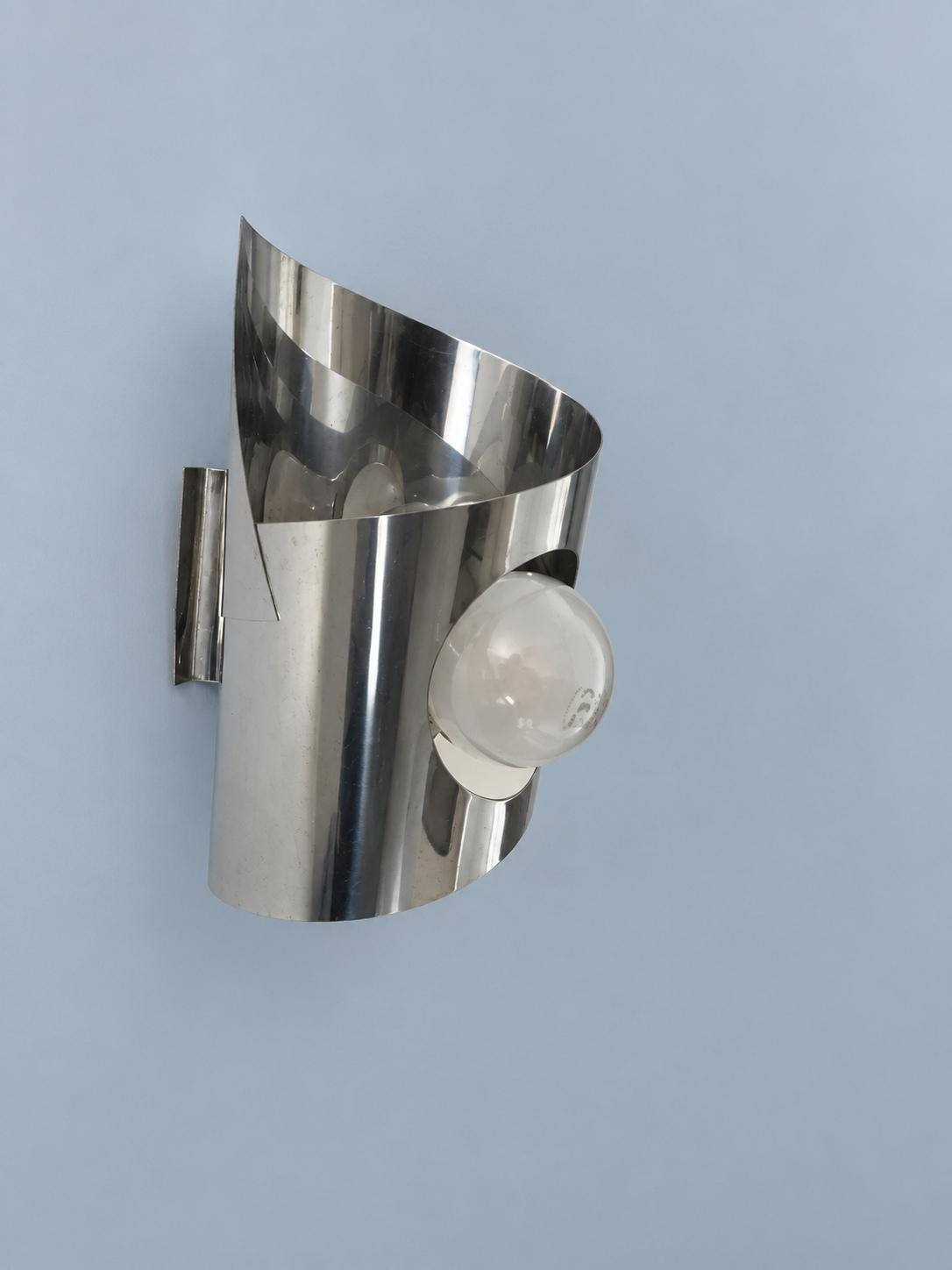 Vintage Pair of 1970s Space Age Curled Chrome-Tone Metal Wall Sconces