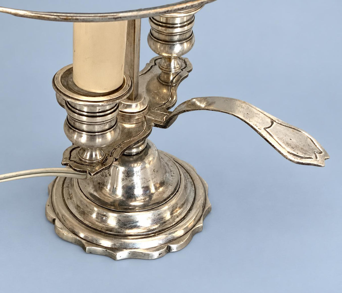 Antique French Two-Light Bouillotte Lamp, Silver-Plated Bronze, Dark Green Tole Shade, Scalloped Base, 46 cm